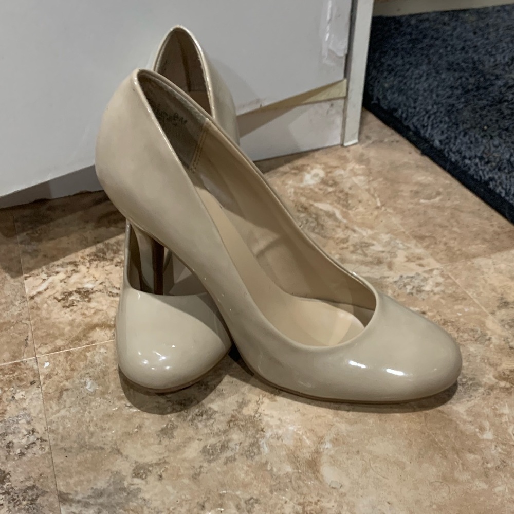 Tan Pumps Size 9.5